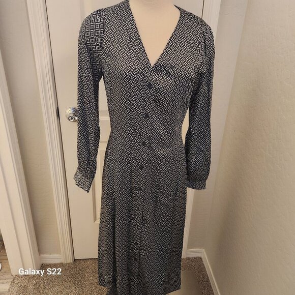 Michael Kors Print Maxi Dress. NWT. Size Small. - Picture 1 of 13